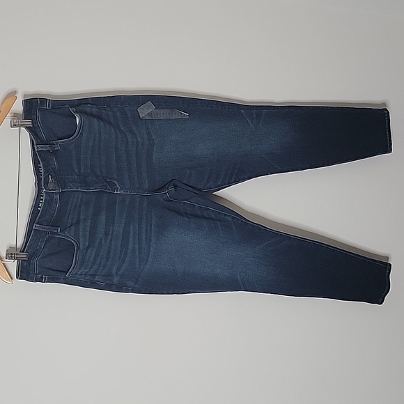 American Eagle Outfitters Denim - American Eagle Super hi-rise jegging